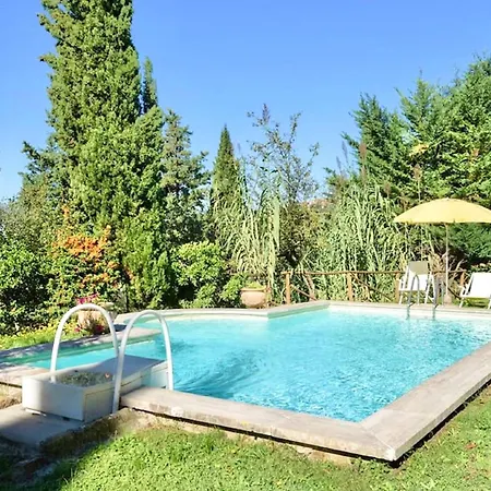 Prestigious With Shared Panoramic Swimming Pool In