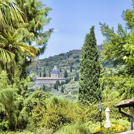 Prestigious With Shared Panoramic Swimming Pool In Villa *