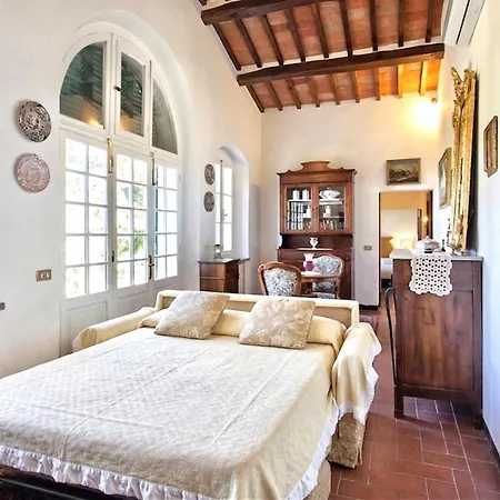 Prestigious With Shared Panoramic Swimming Pool In Villa