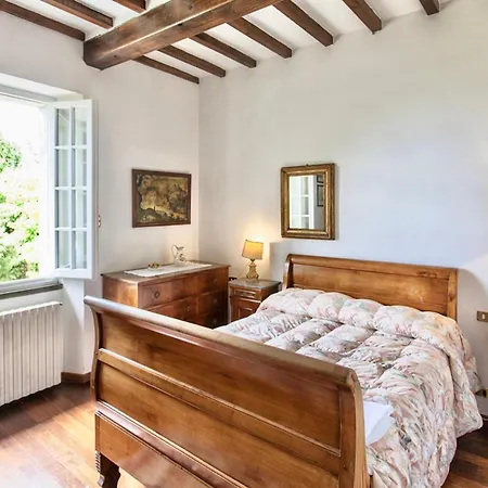 Villa Prestigious With Shared Panoramic Swimming Pool In *