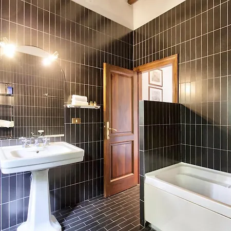 Prestigious With Shared Panoramic Swimming Pool In Villa